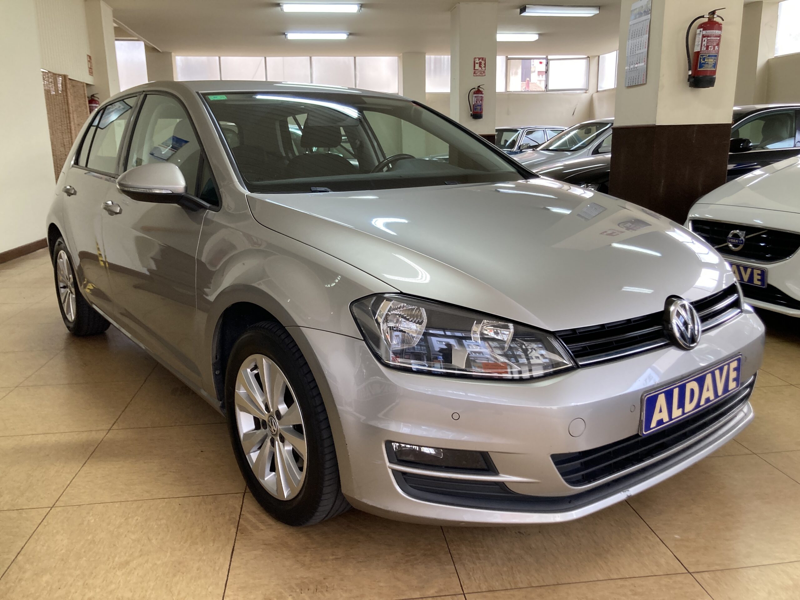 
								VOLKSWAGEN Golf 1.6TDI CR BMT Advance 110 full									