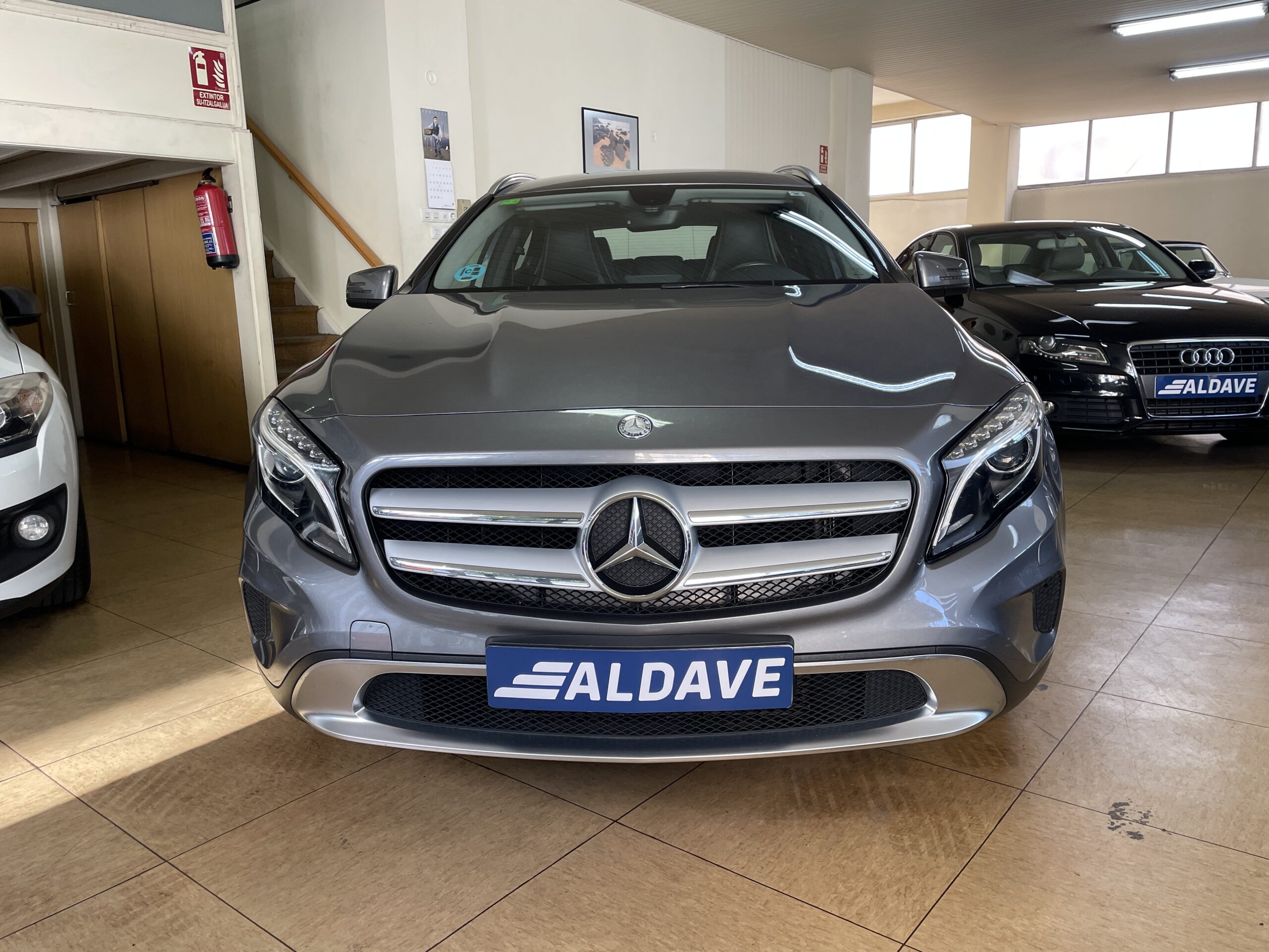
								MERCEDES GLA 200 CDI URBAN full									