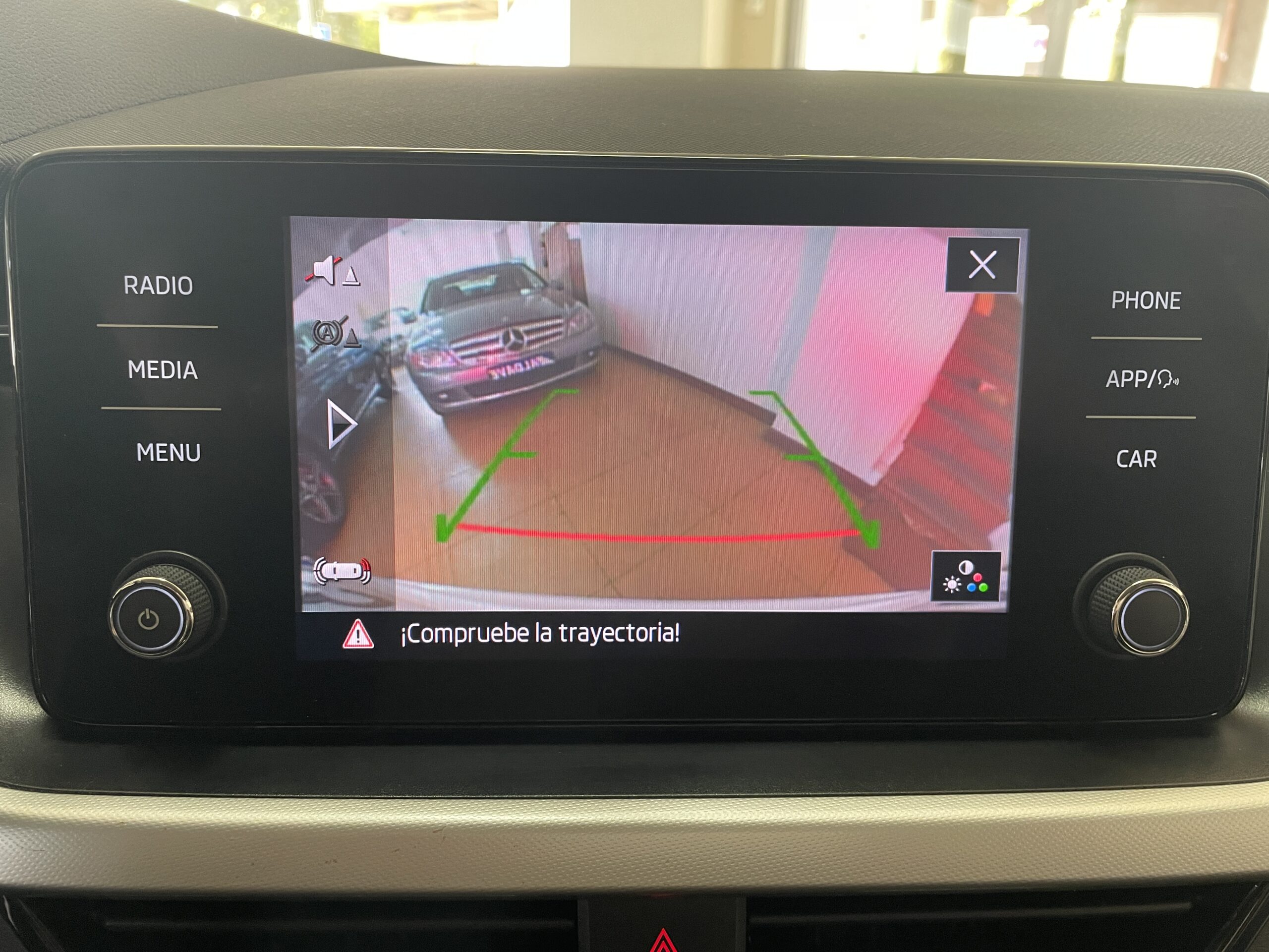 
								SKODA Kamiq 1.0 TSI 85kW 115CV DSG Ambition full									