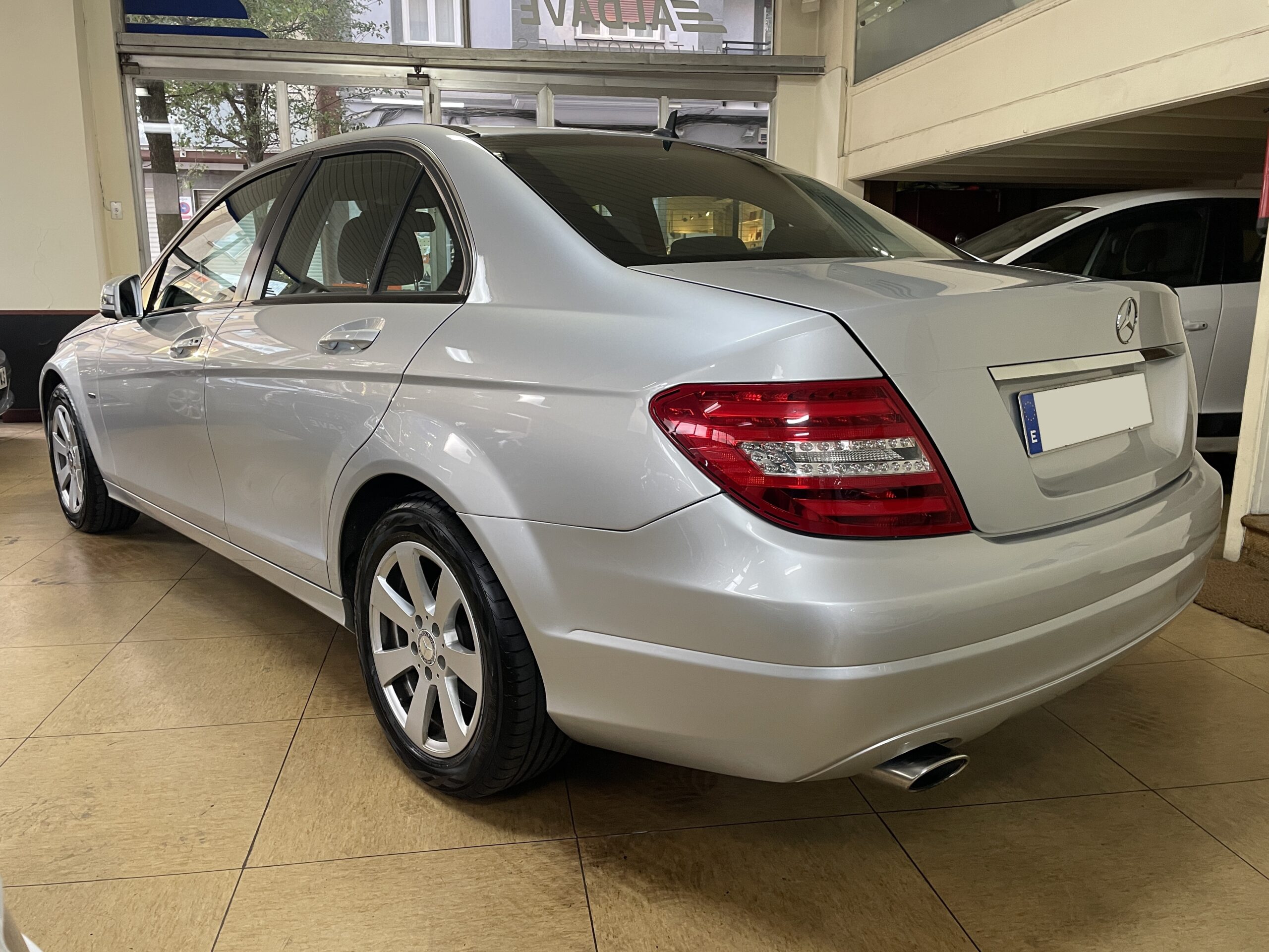 
								MERCEDES C220 CDI BLUEEFFICIENCY full									