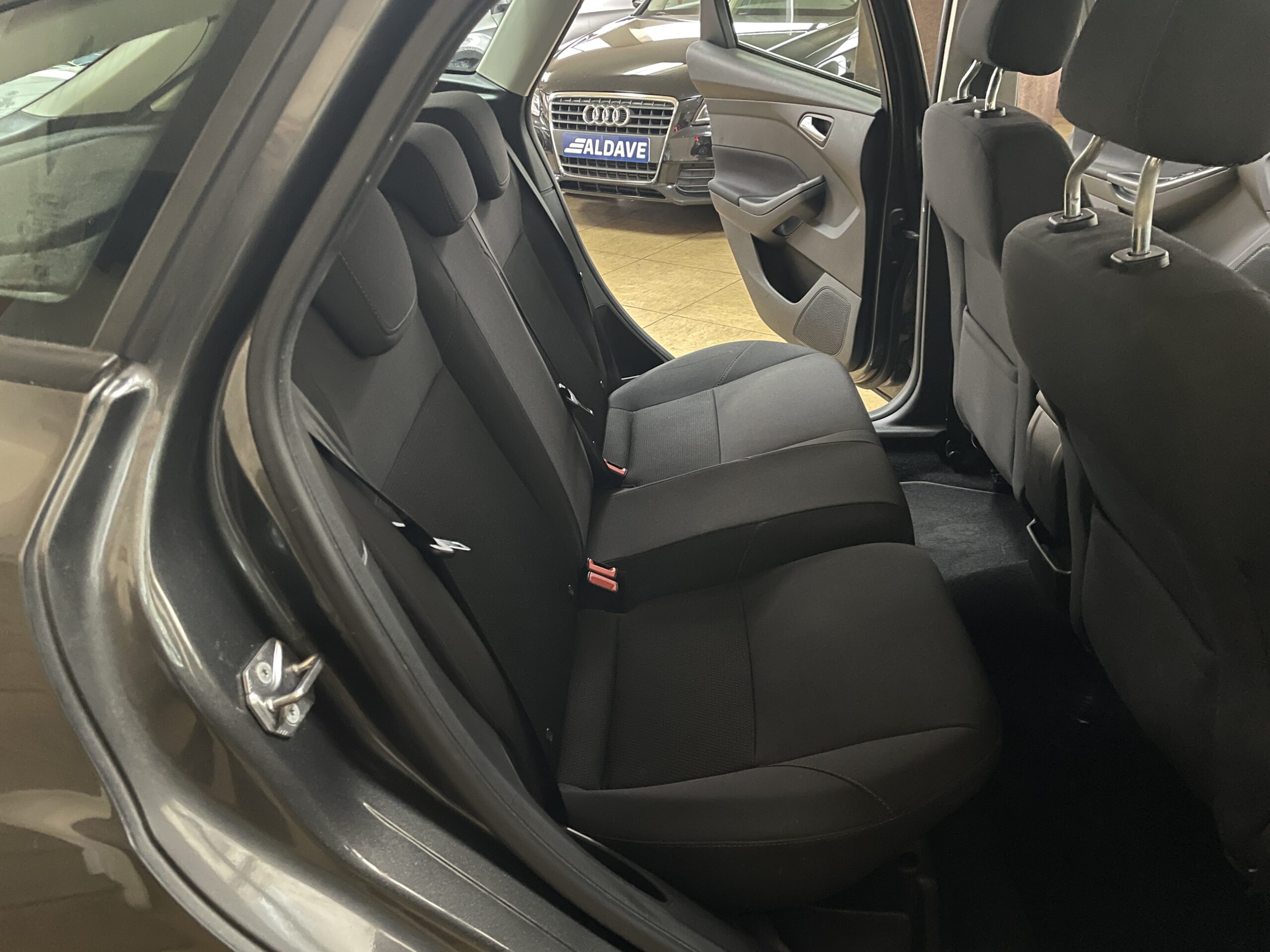 
								FORD Focus 1.6 TDCi 115cv Trend+ full									