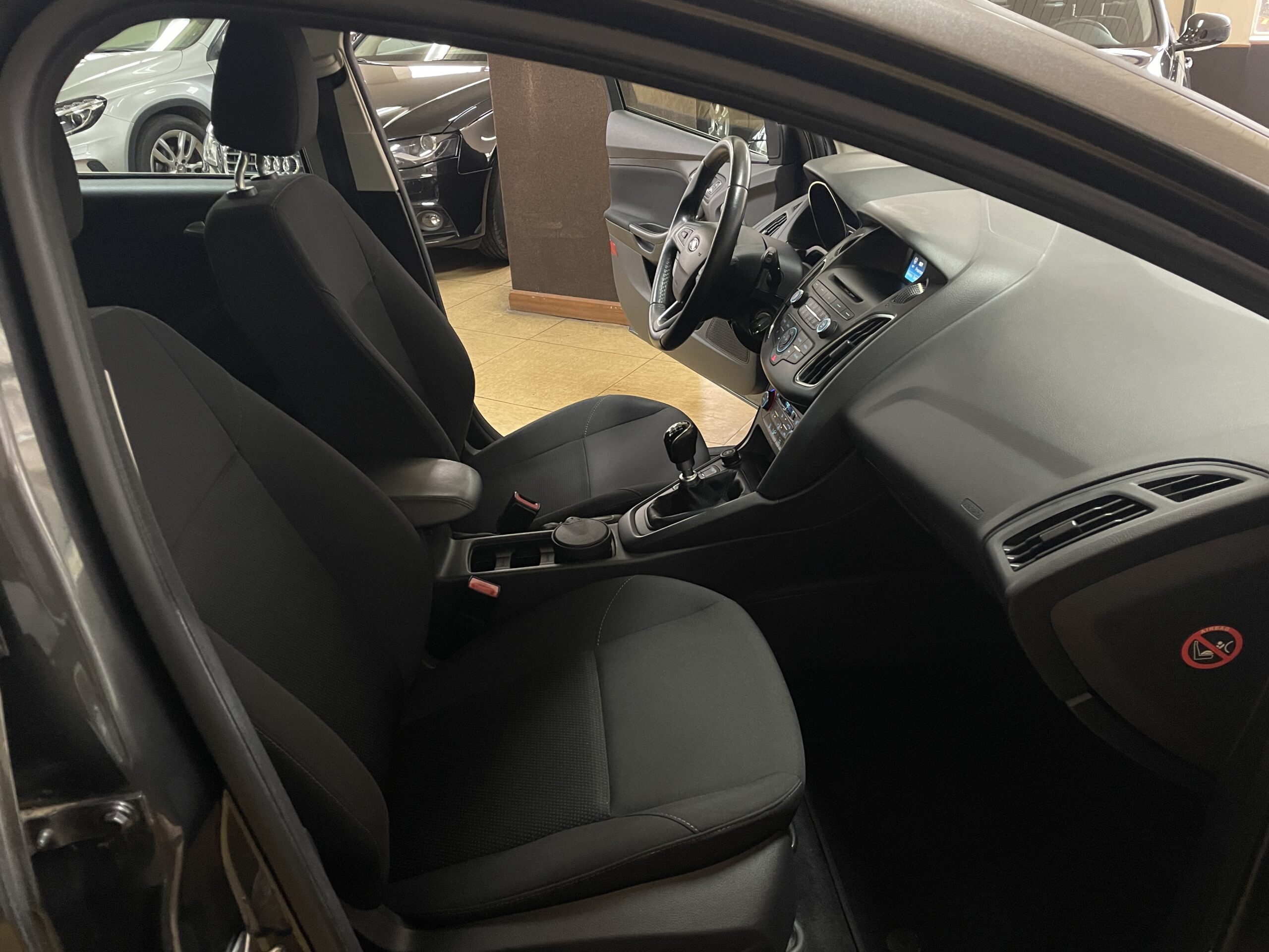 
								FORD Focus 1.6 TDCi 115cv Trend+ full									