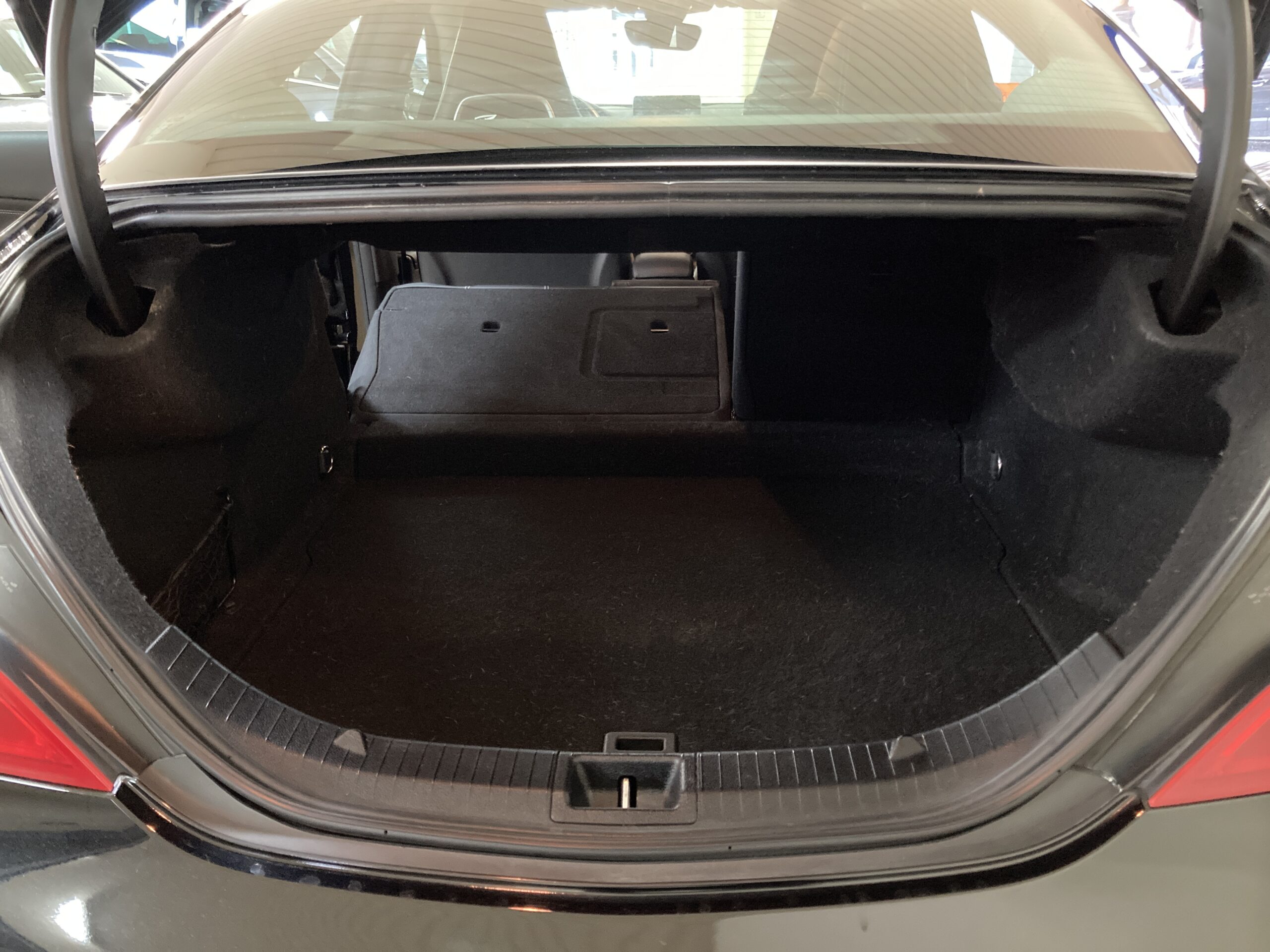 
								MERCEDES CLA 180 D full									