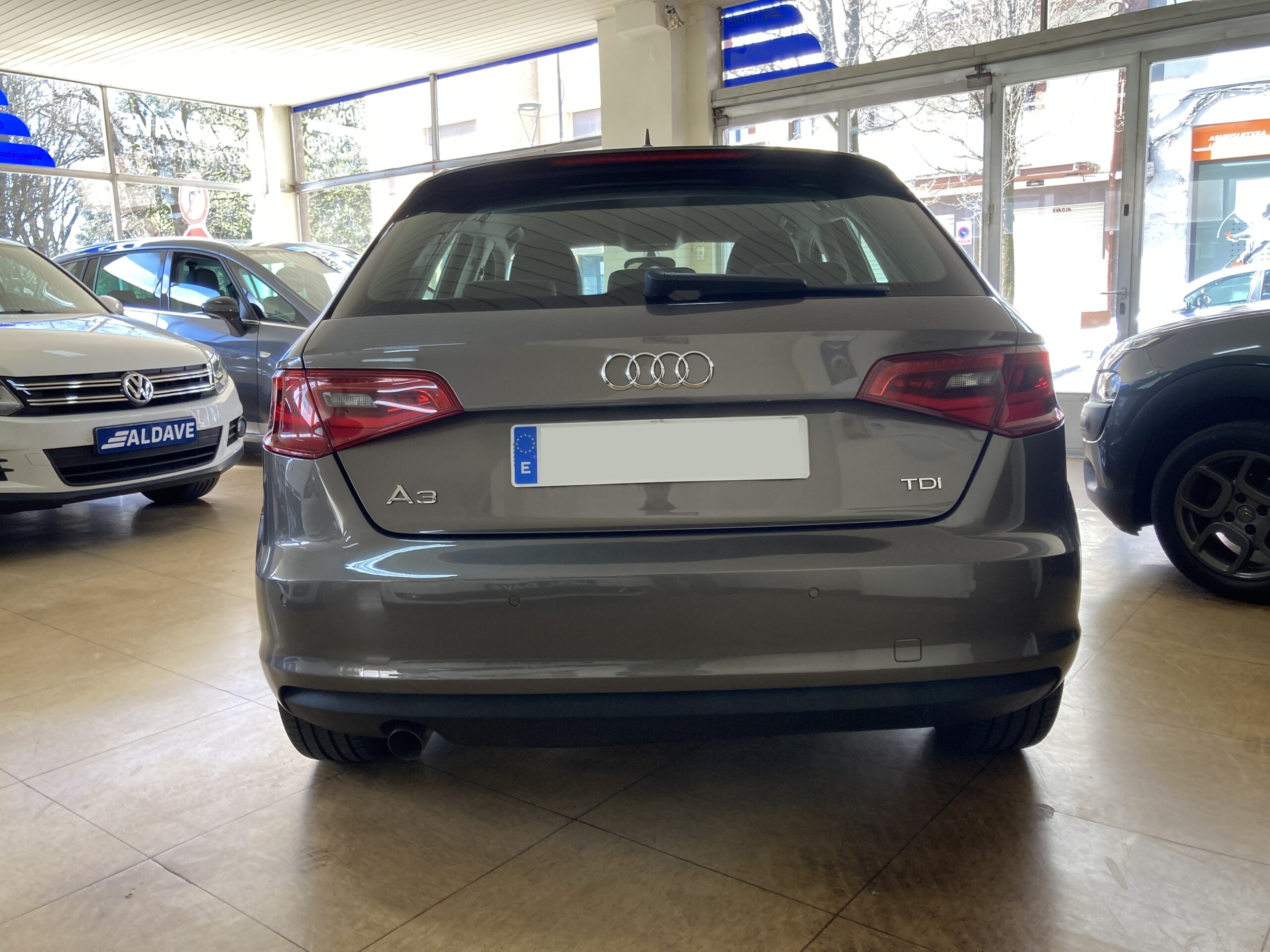 
								AUDI A3 Sportback 1.6TDI Clean D Attraction 110CV full									