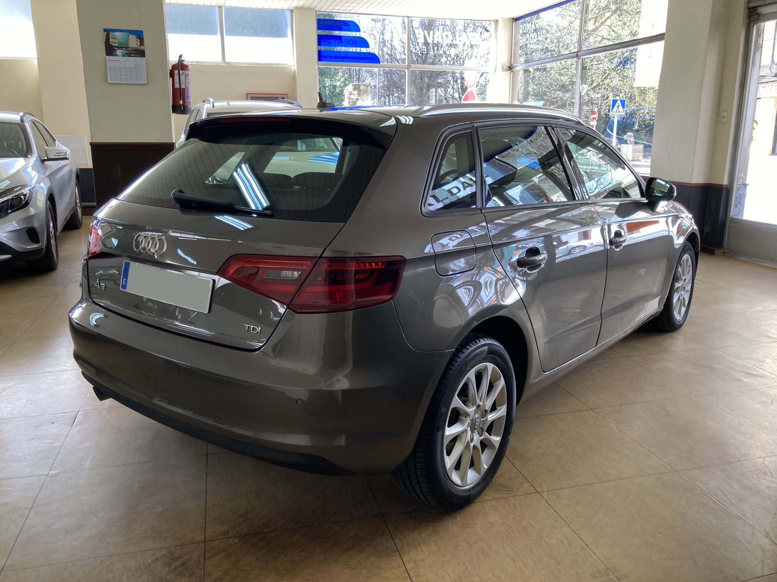 
								AUDI A3 Sportback 1.6TDI Clean D Attraction 110CV full									