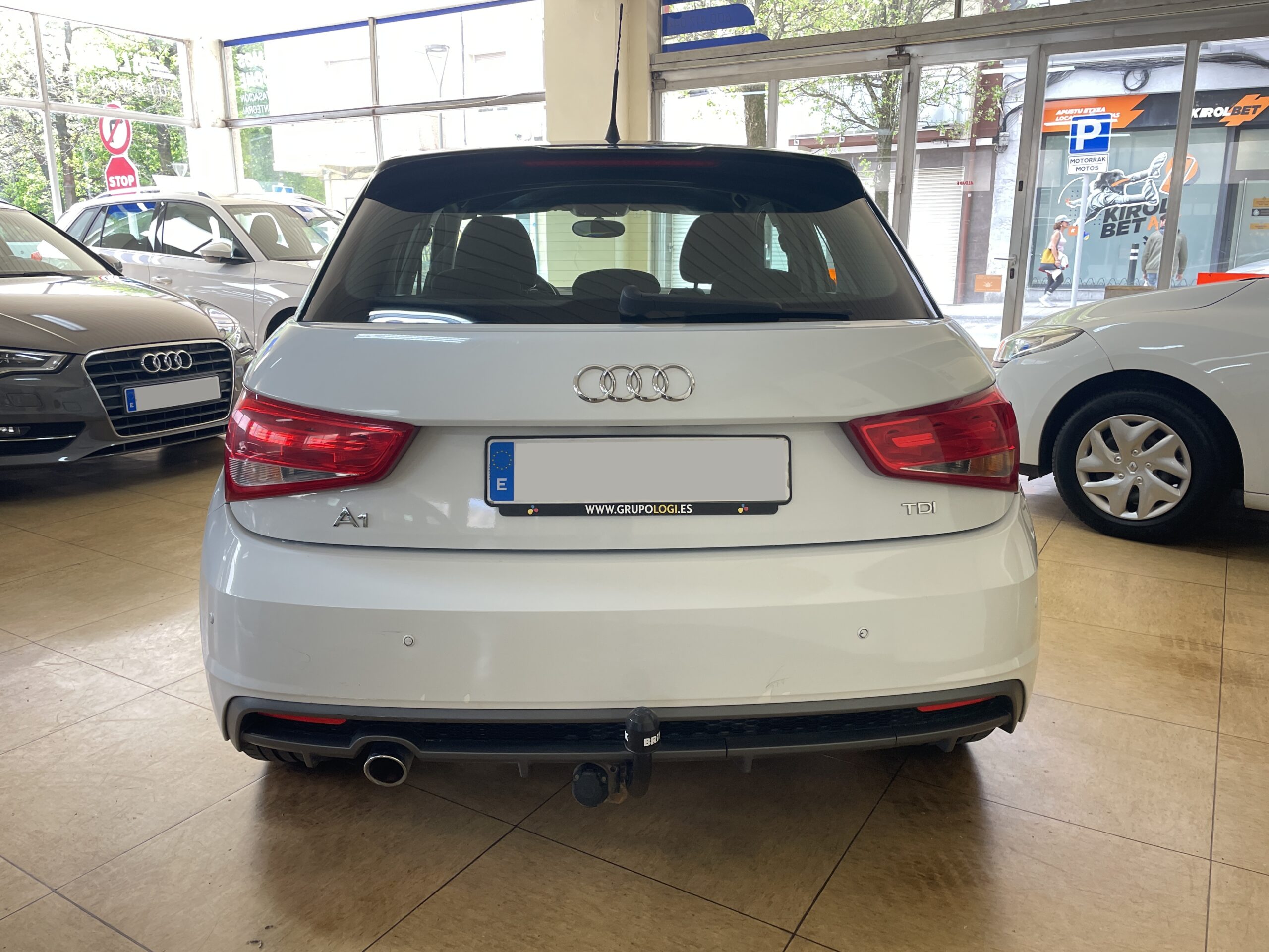 
								AUDI A1 Sportback 1.4TDI  Adrenalin full									
