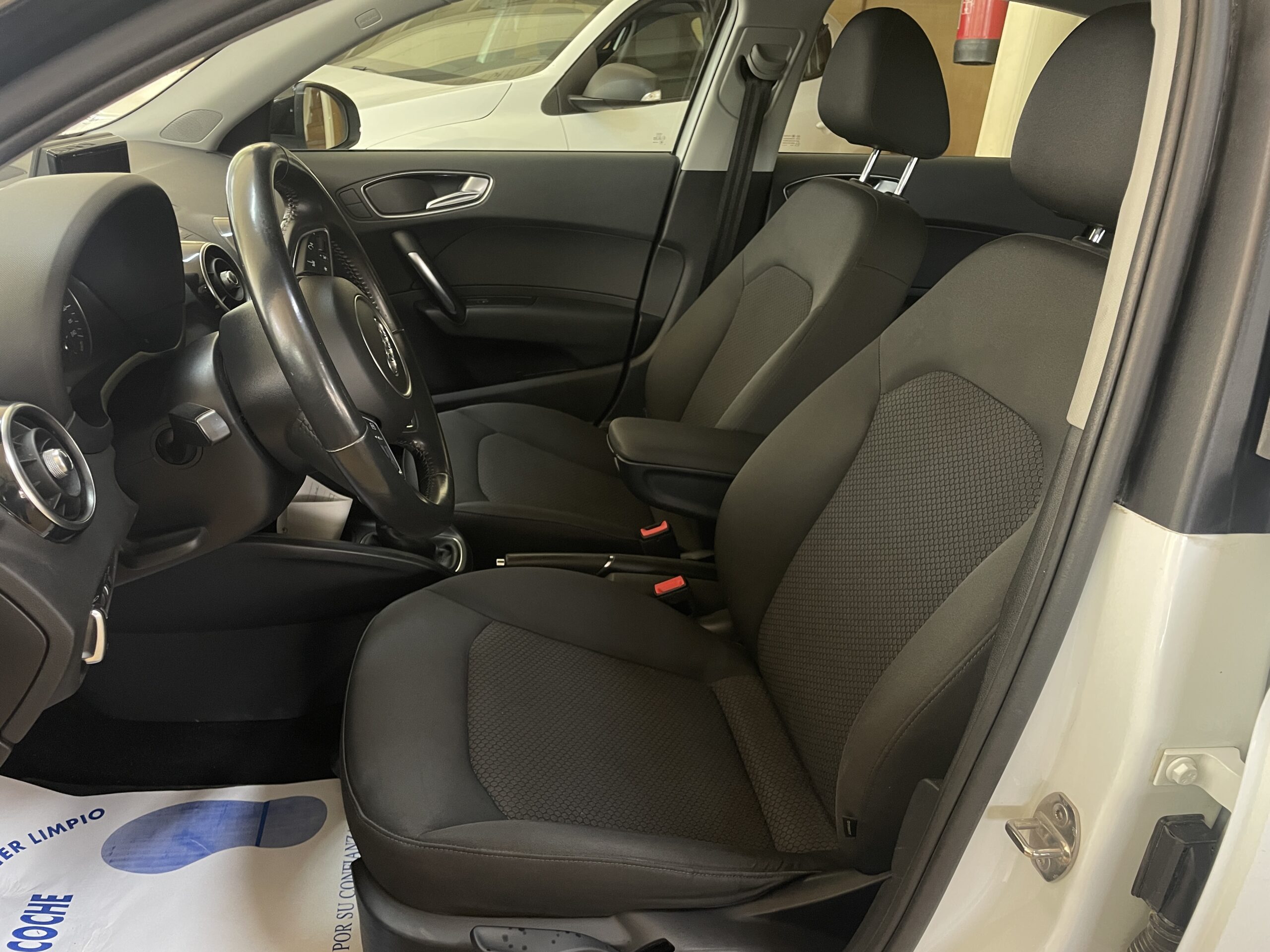 
								AUDI A1 Sportback 1.4TDI  Adrenalin full									