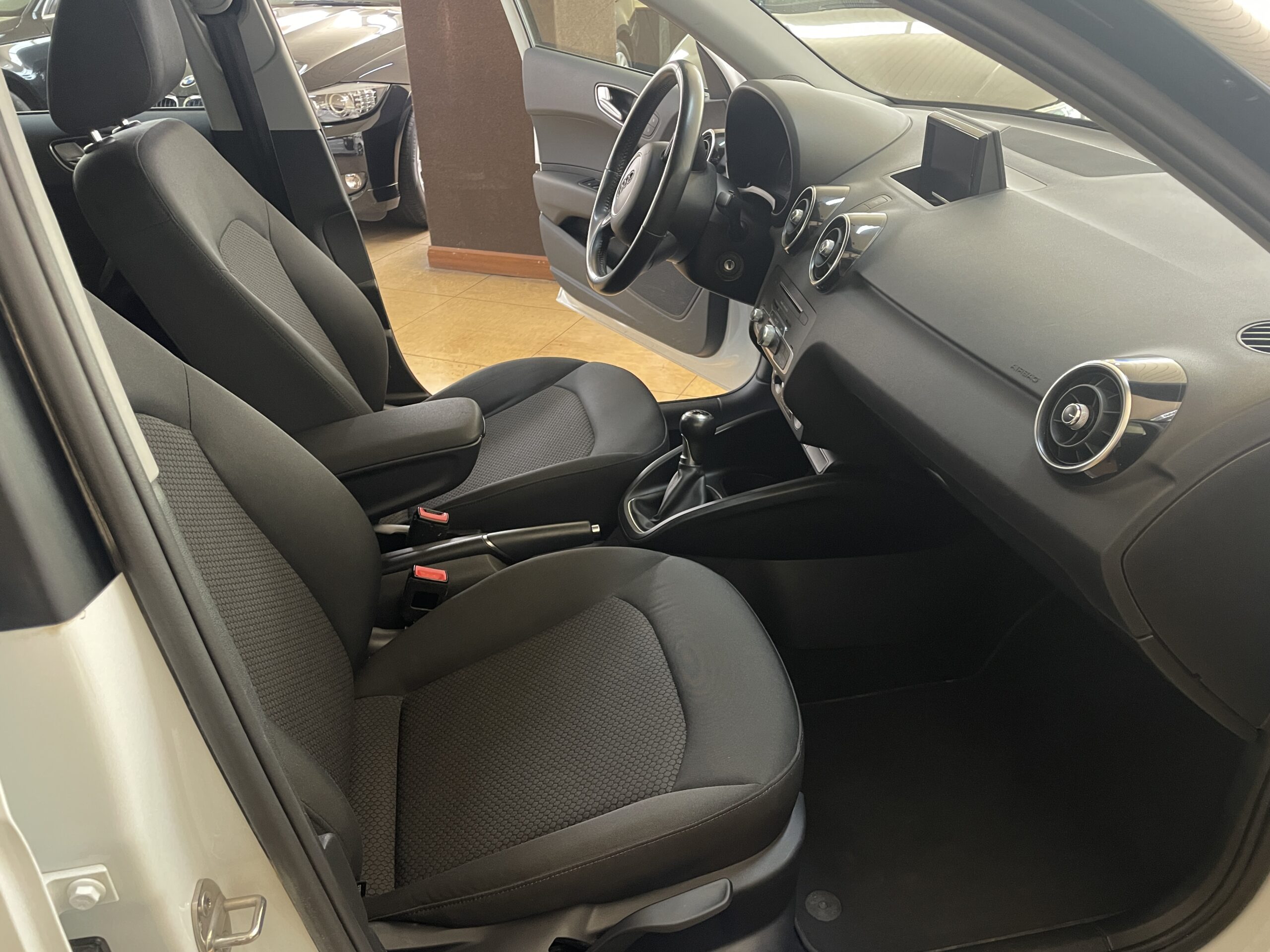 
								AUDI A1 Sportback 1.4TDI  Adrenalin full									