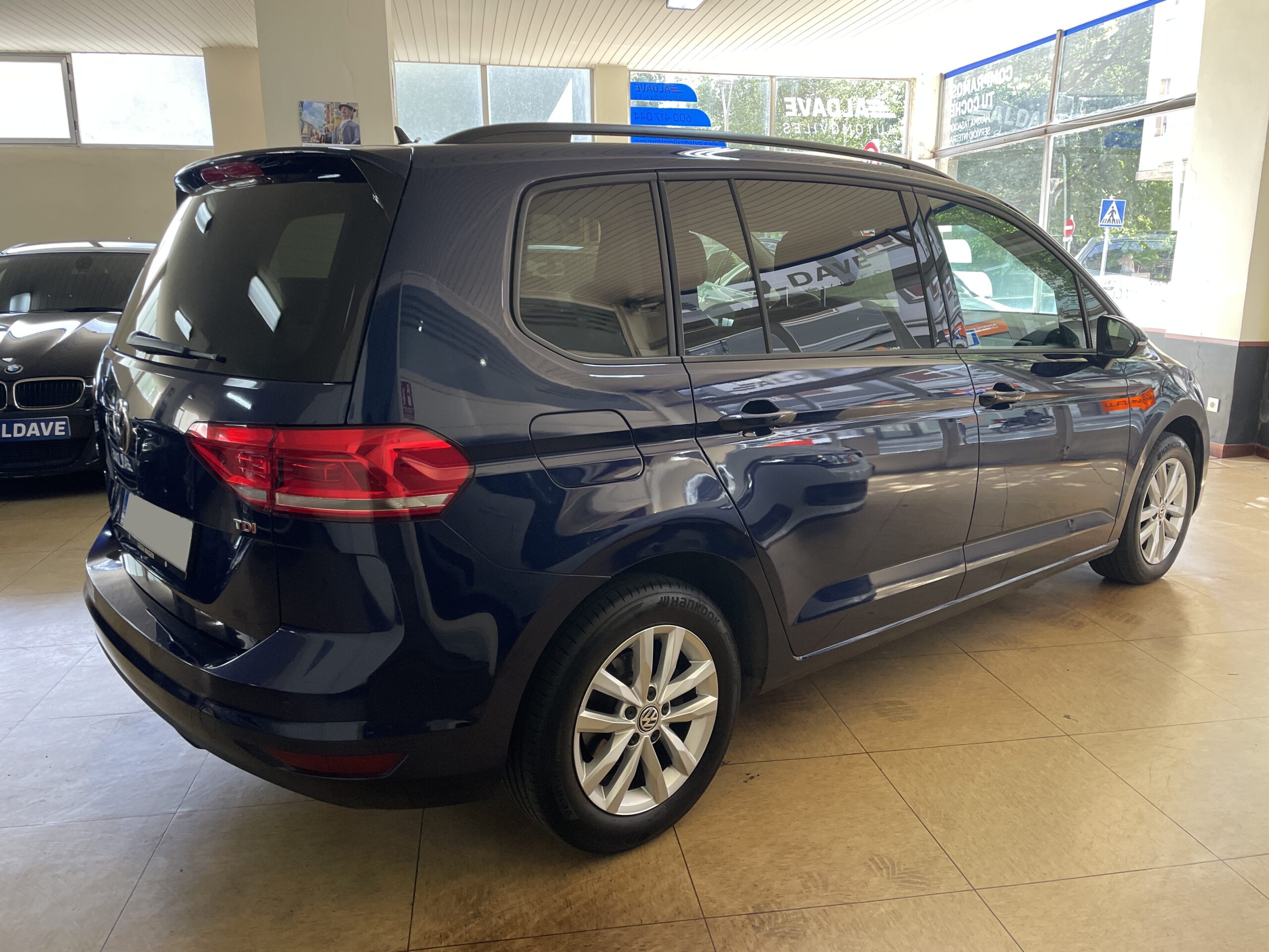 
								VOLKSWAGEN TOURAN  Advance 1.6 TDI 115CV DSG 5 Plazas full									