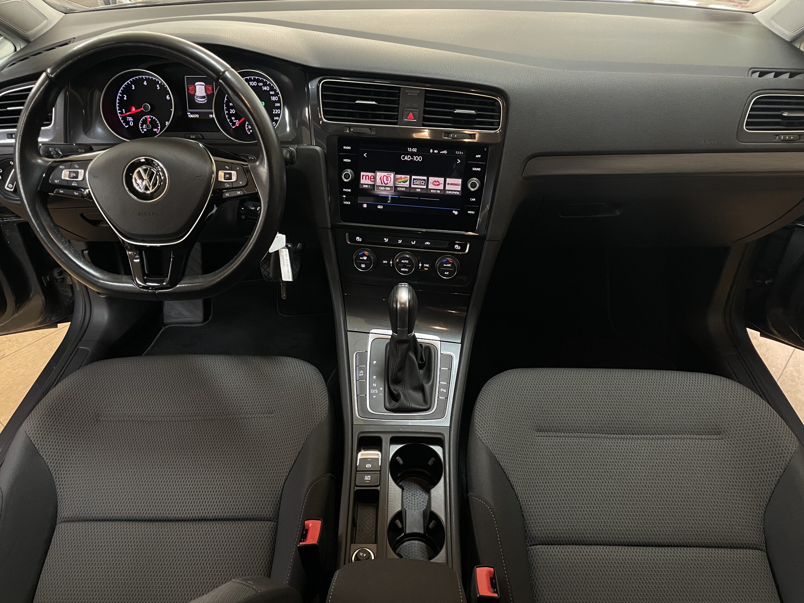 
								VOLKSWAGEN Golf Advance 1.4 TSI 92kW 125CV DSG full									