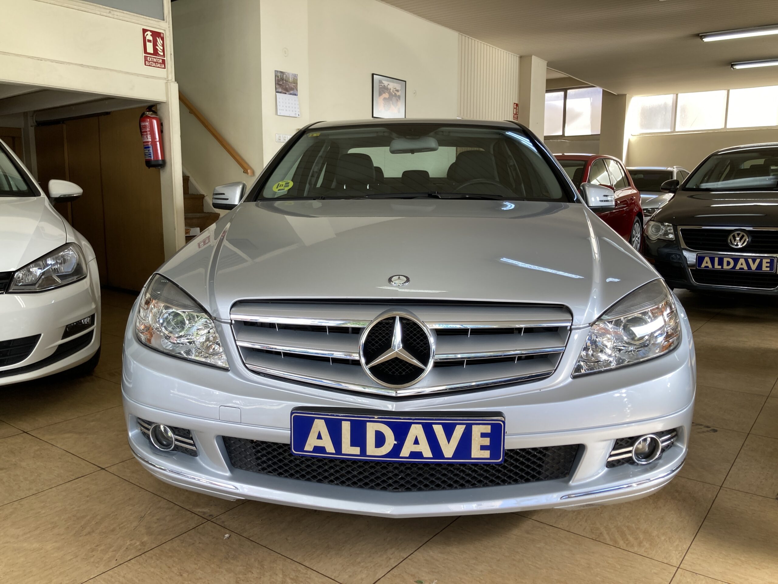 
								MERCEDES C220 CDI AVANTGARDE full									
