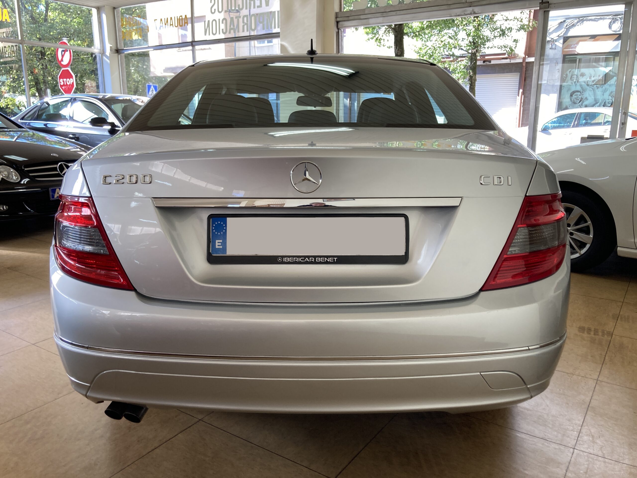 
								MERCEDES C220 CDI AVANTGARDE full									