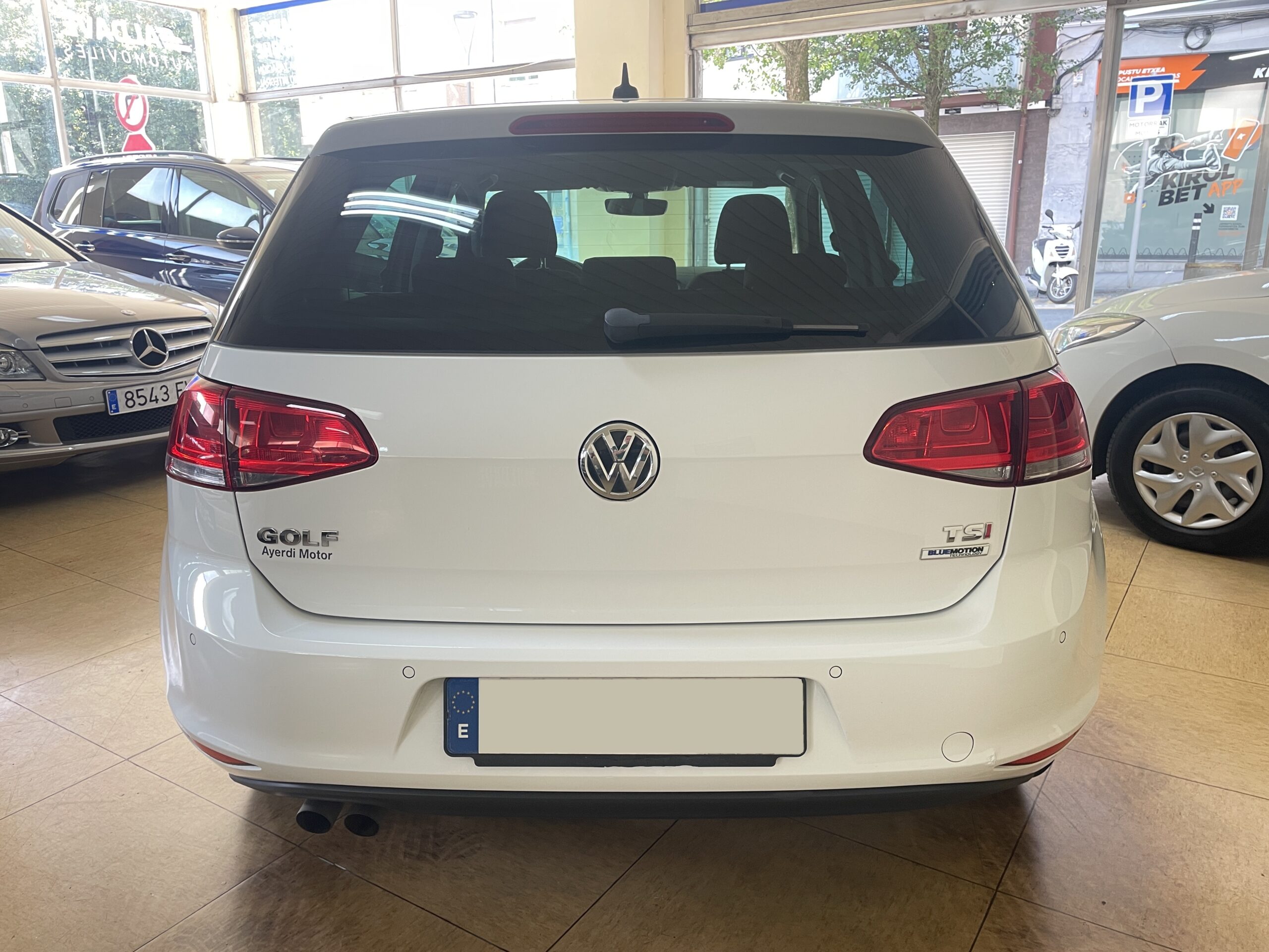 
								VOLKSWAGEN GOLF 1.4 TSI BMT ADVANCE 125CV full									
