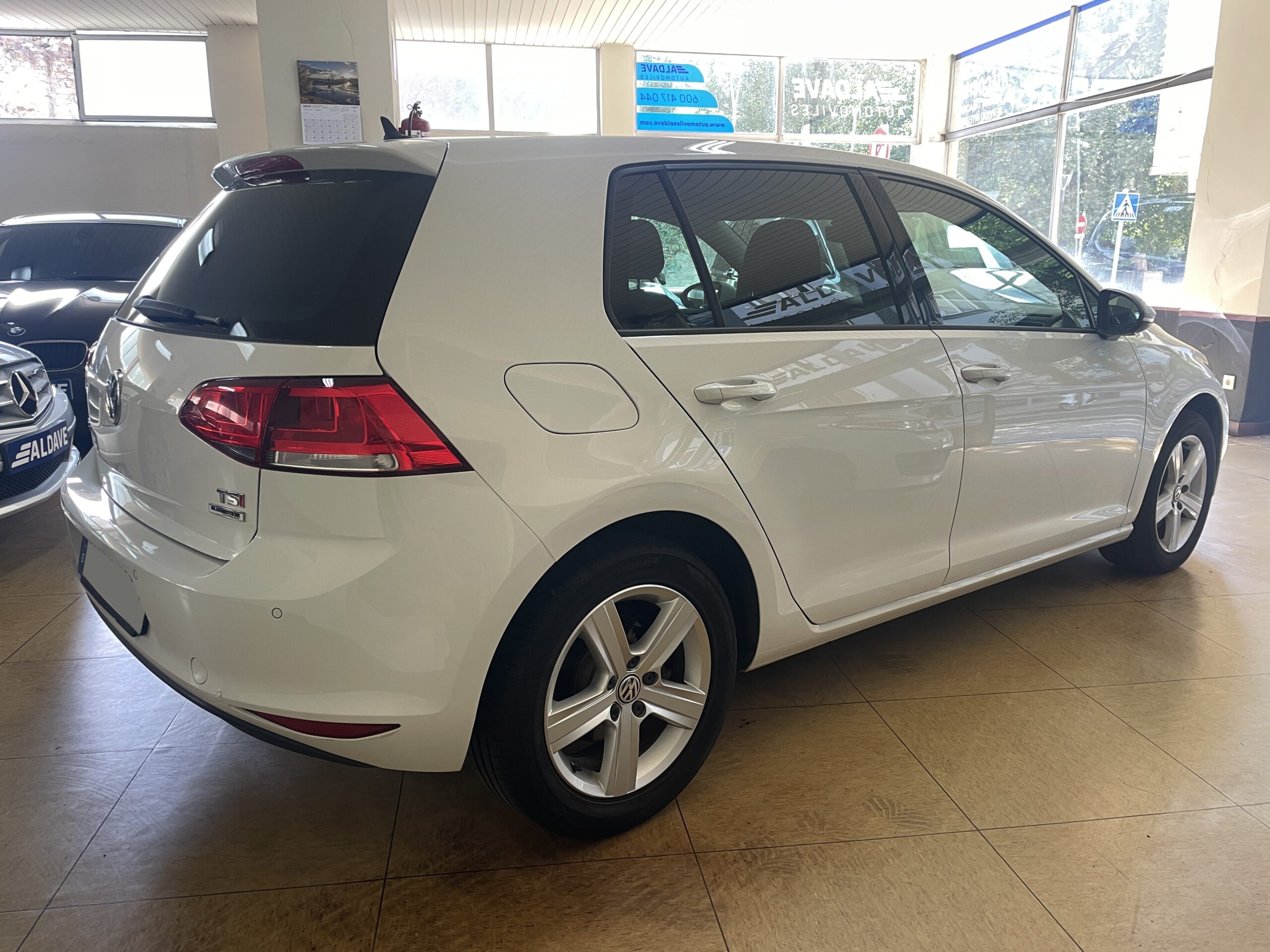 
								VOLKSWAGEN GOLF 1.4 TSI BMT ADVANCE 125CV full									