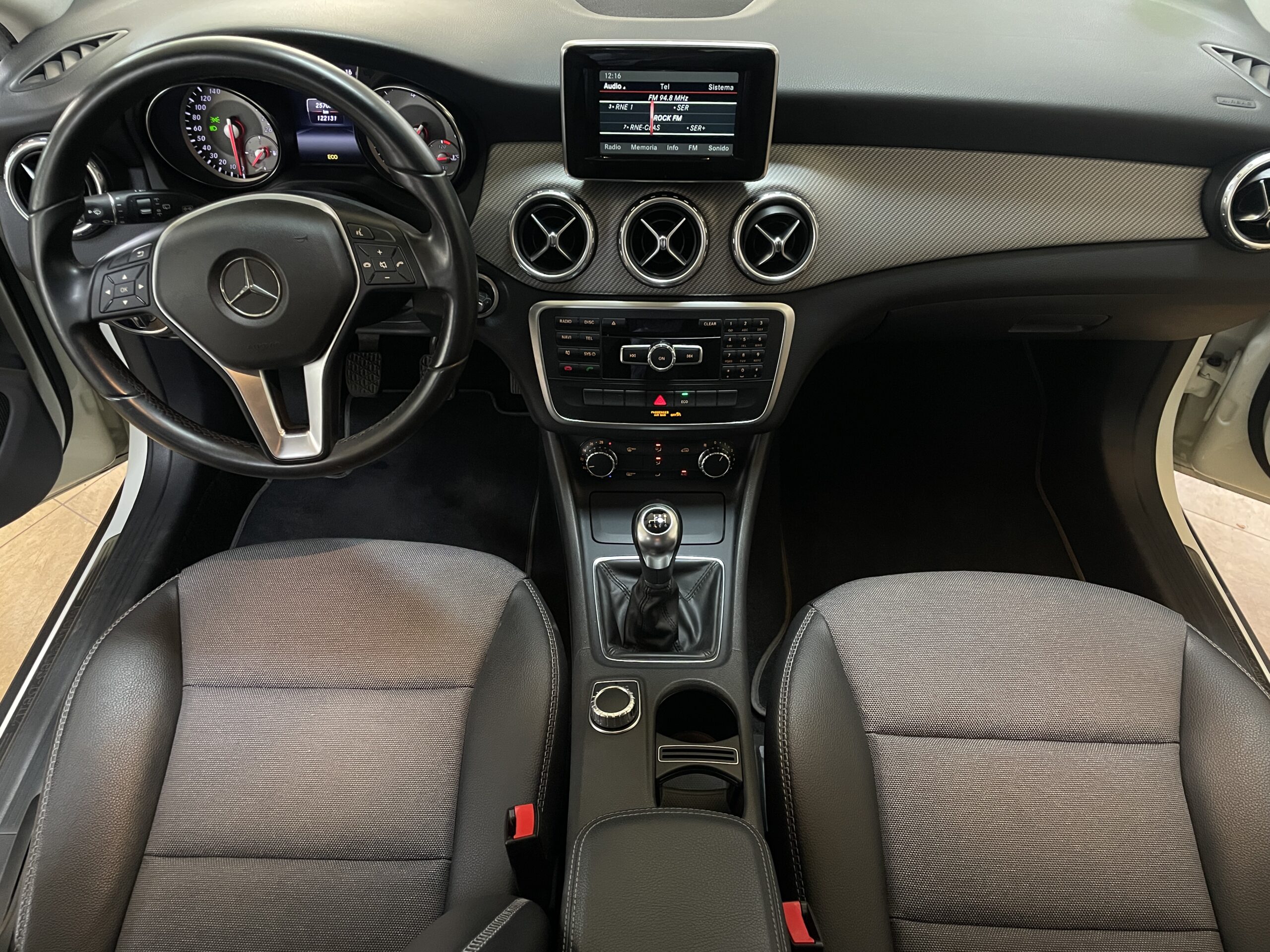 
								MERCEDES GLA 200 CDI full									