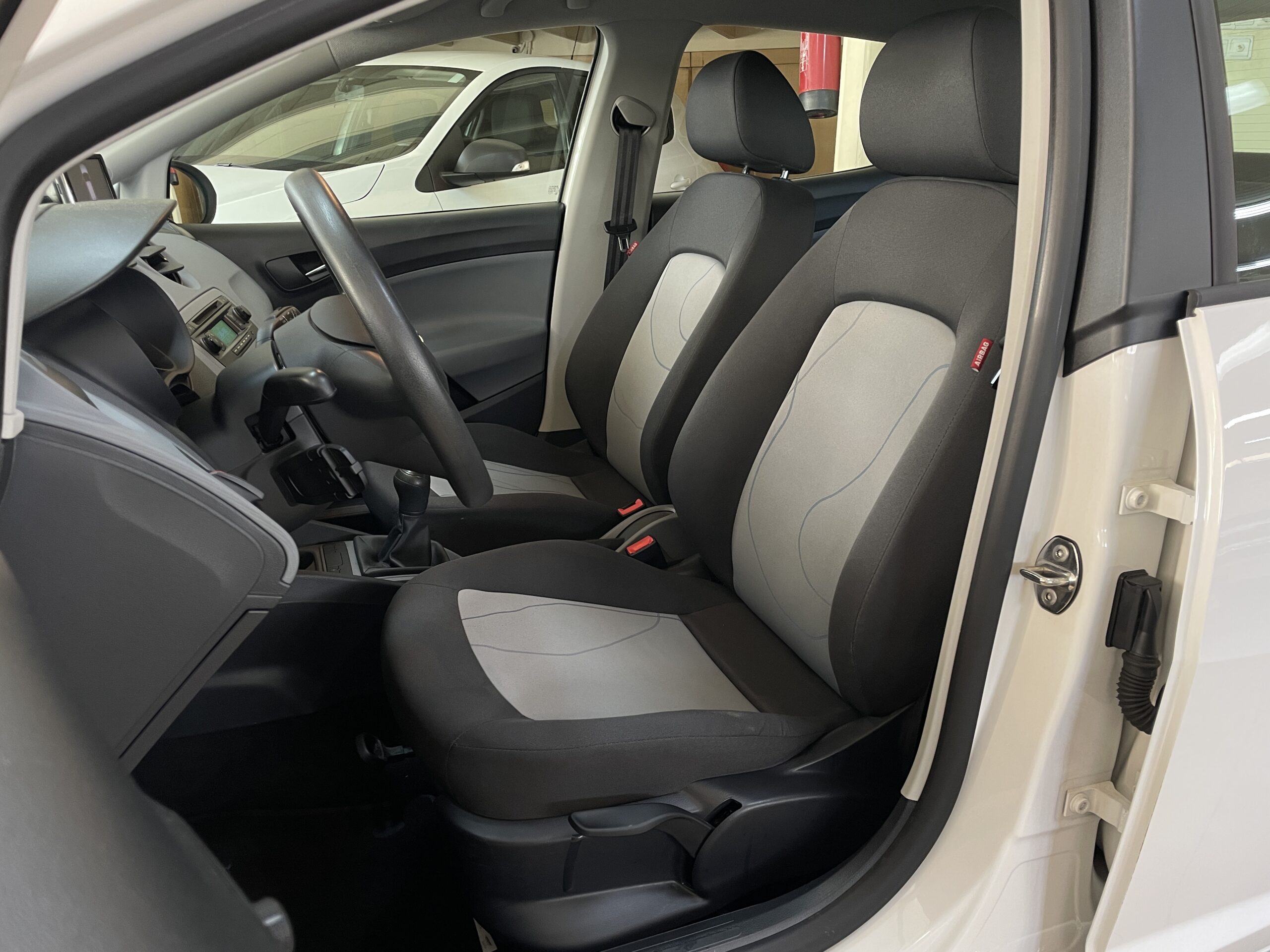 
								Seat Ibiza 1.2 12v 70cv Reference ITech 30 Aniv full									